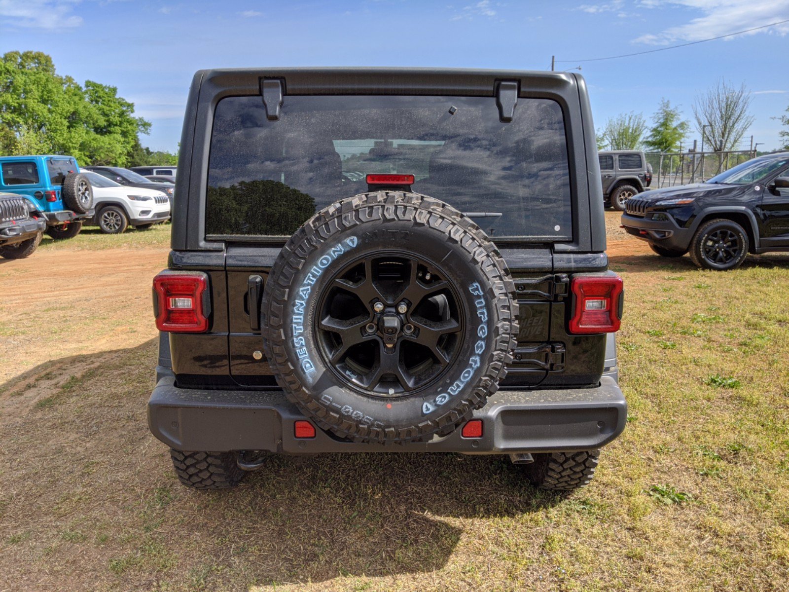 New 2020 JEEP Wrangler Unlimited Willys 4×4 Sport Utility