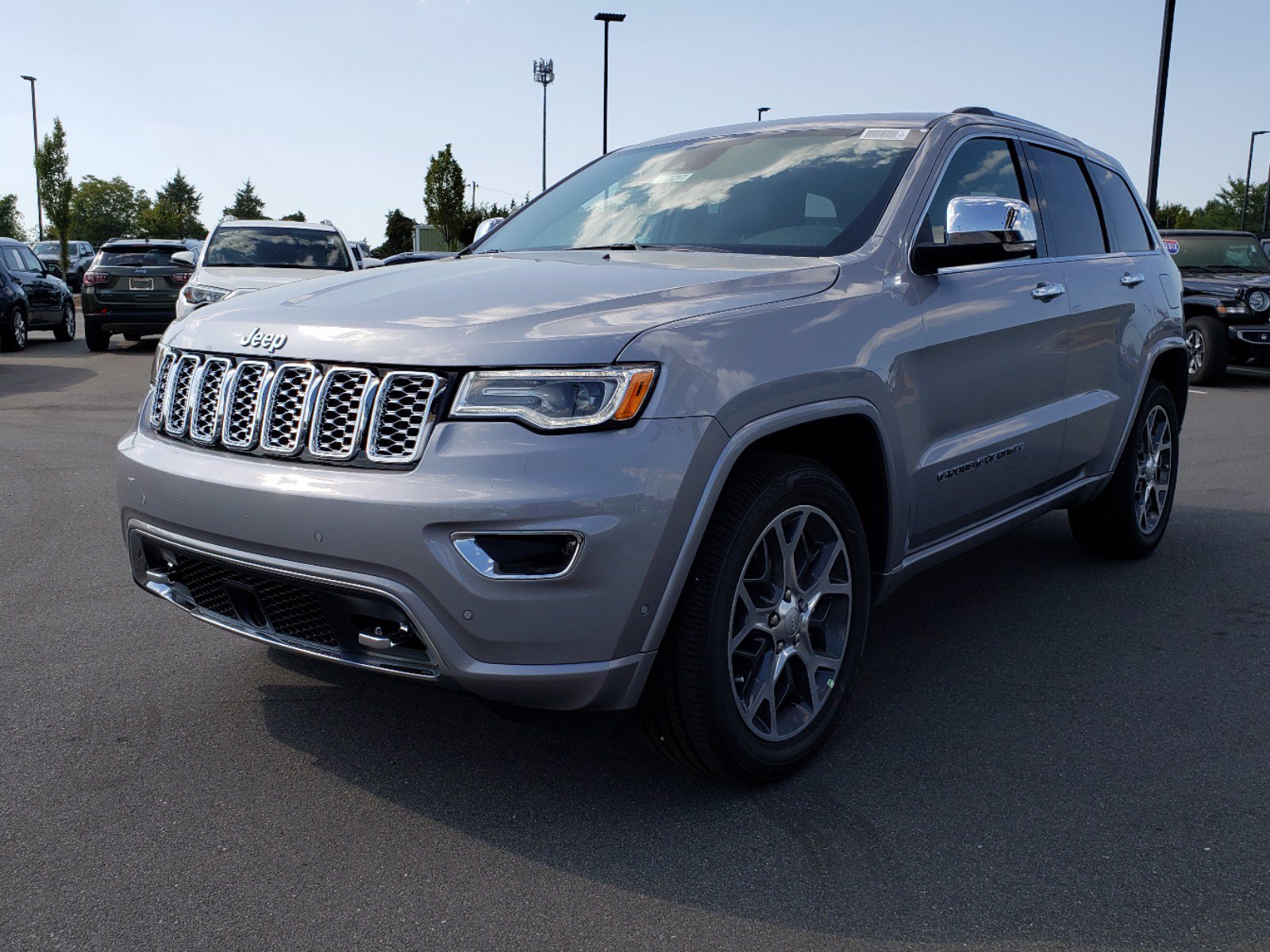 2020-jeep-cherokee-buyer-s-guide-reviews-specs-comparisons