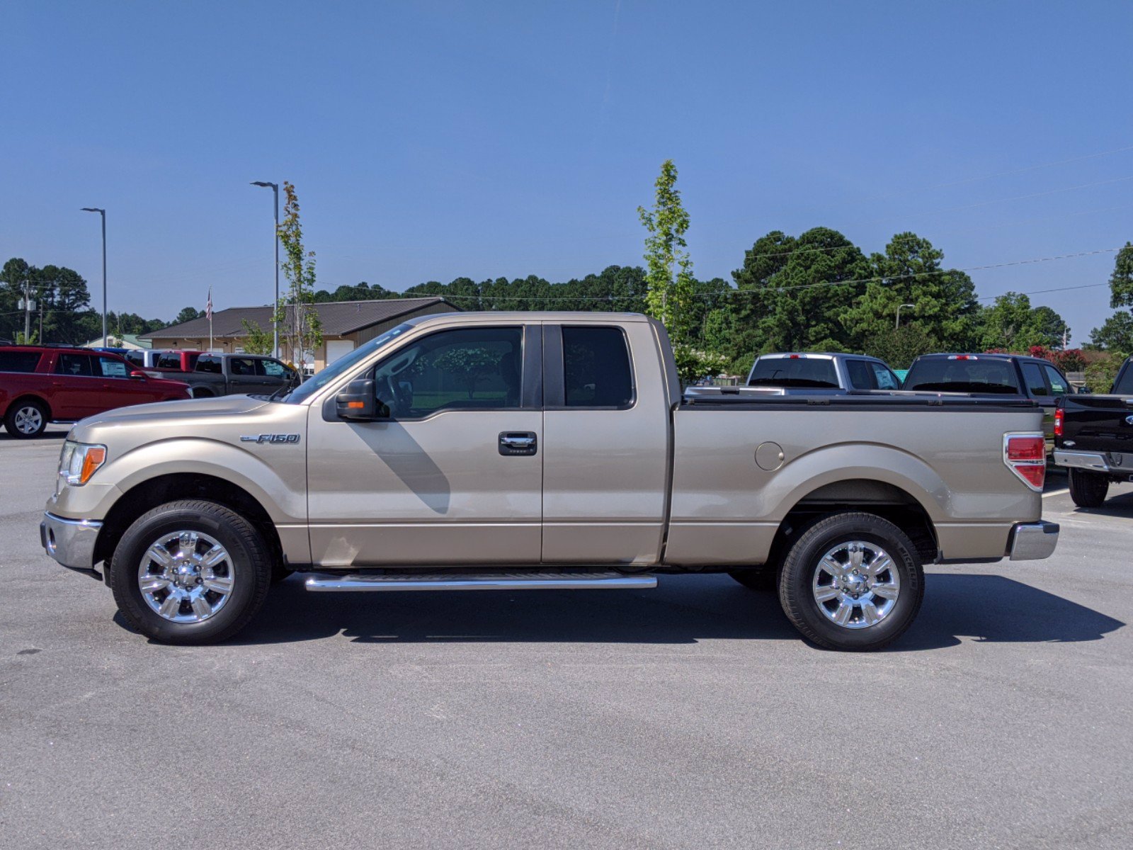 Pre-Owned 2012 Ford F-150 XLT RWD Extended Cab Pickup