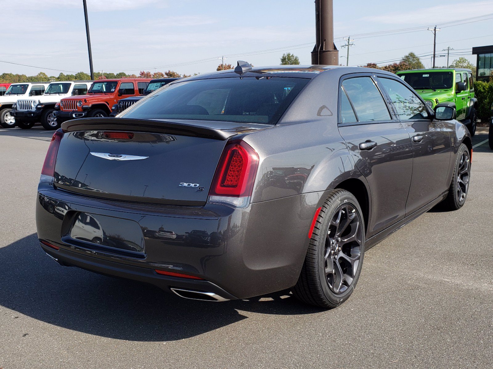 New 2019 CHRYSLER 300 300S With Navigation