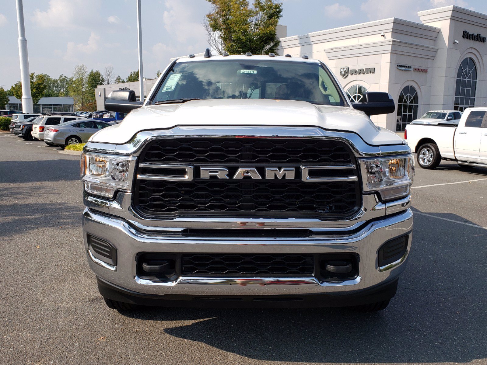 New 2019 RAM 2500 Tradesman 4×4 Crew Cab